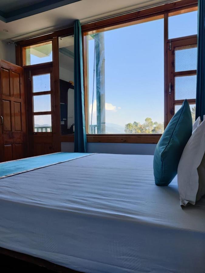 シムラー Golden Oak Bed & Breakfast エクステリア 写真
