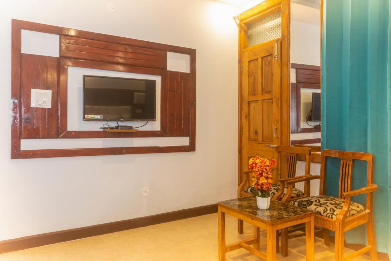 シムラー Golden Oak Bed & Breakfast エクステリア 写真